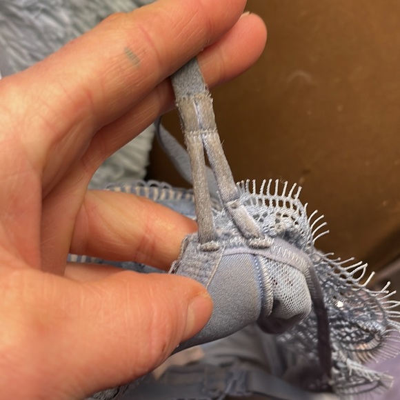 Victoria’s Secret wicked bra - Picture 5 of 5